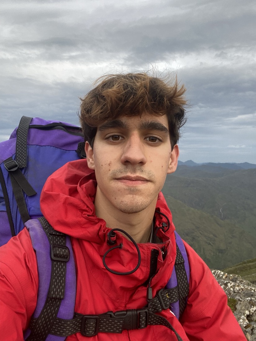 Luís Gil, GCSE tutor and University of Manchester medical student